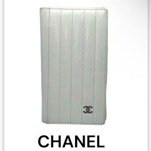 Authentic Chanel luxury designer vintage leather signature large wallet